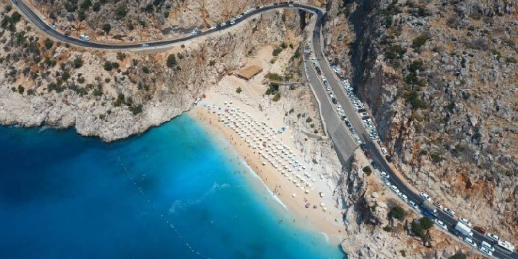 Turkuazın kalbinde bir yolculuk! Kaş ile Kalkan arasında gizleniyor: Mavi hazine keşfinizi bekliyor! 6